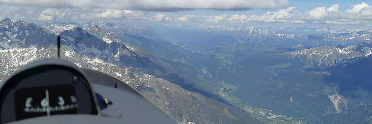 Verortung via Georeferenzierung der Kamera: Aufgenommen in der Nähe von Bezirk Surselva, Schweiz in 3600 Meter